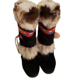 Tecnica Gorgeous Black Fur Boots size 36 (5-6)  Made in Italy, Perfect Condition